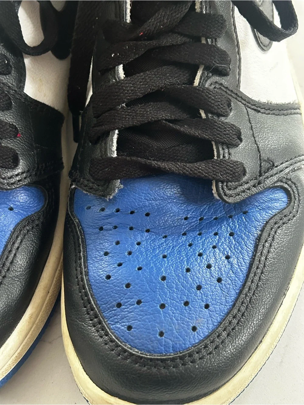 Nike air Jordan 1 retro high og royal toe men’s size 7